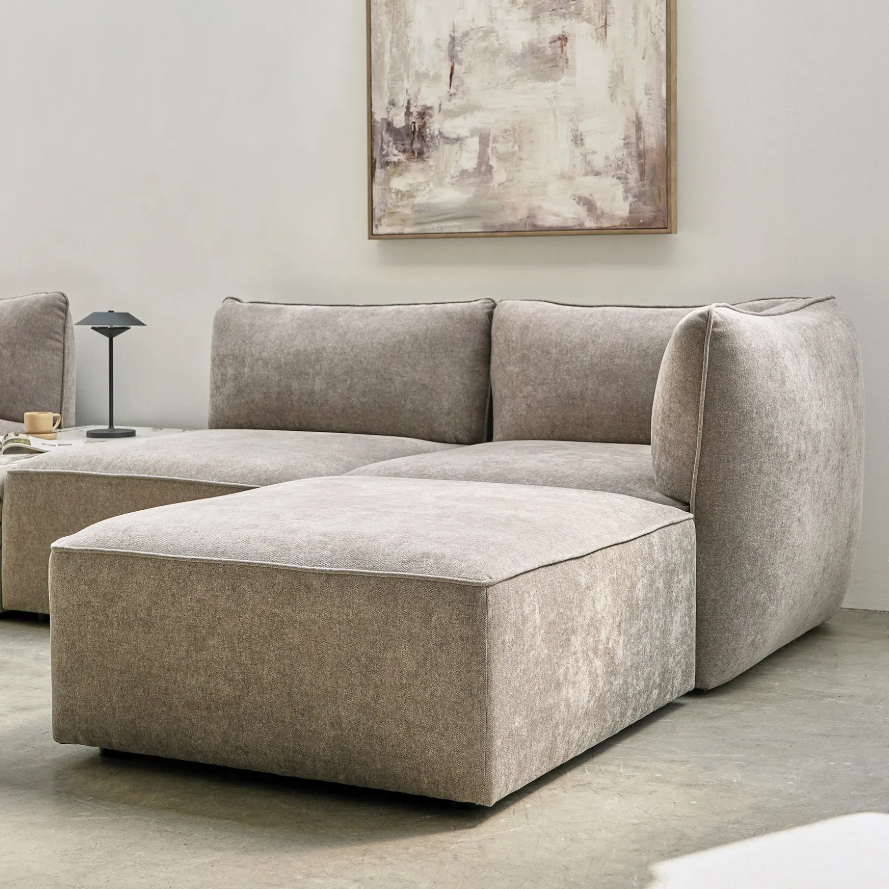 Adelaide II (XL) ottoman