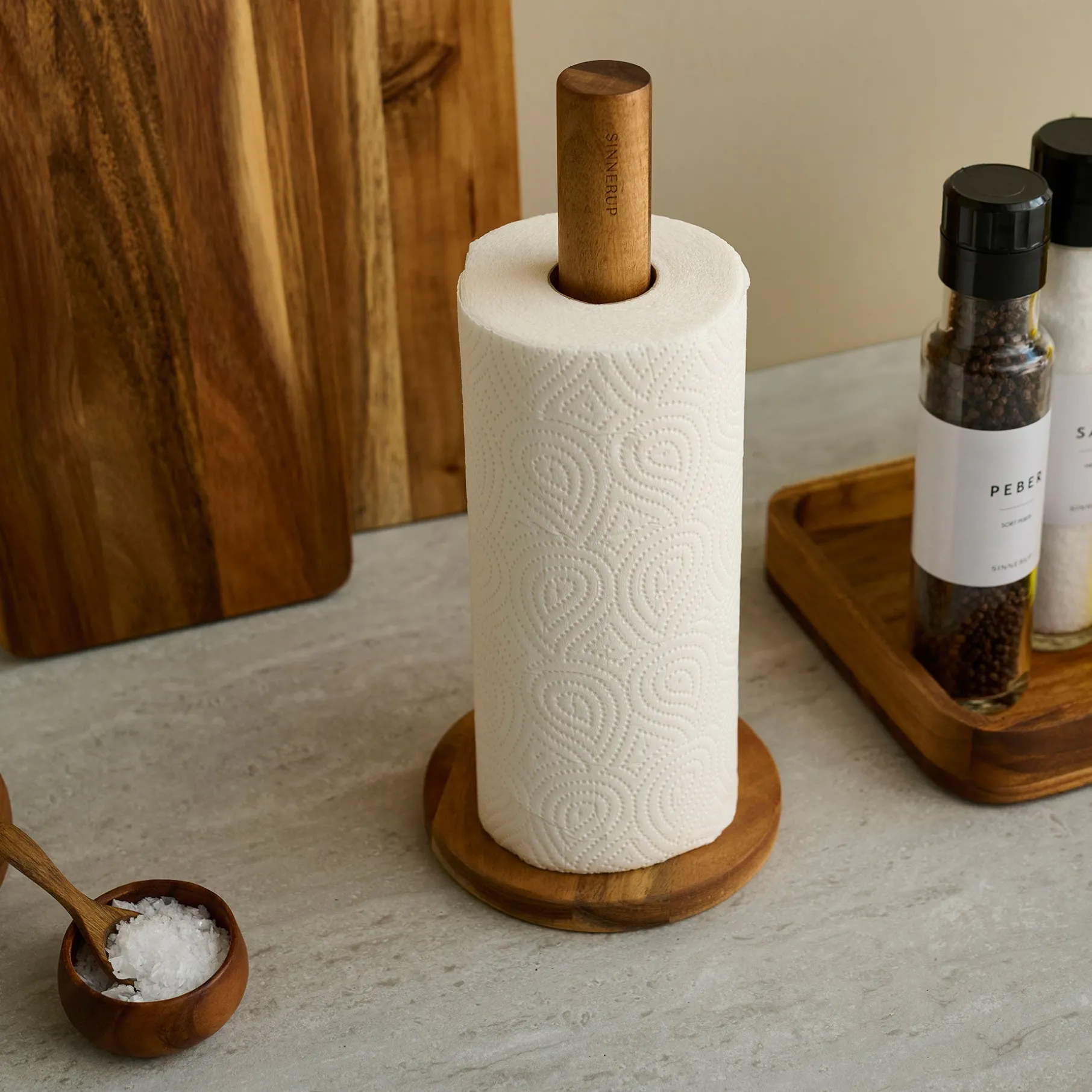 Auri akacie køkkenrulleholder