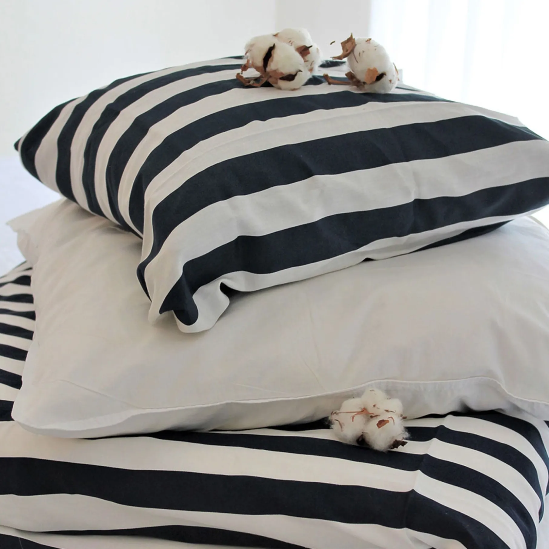 Blok strib sengetøj 140x220 cm navy