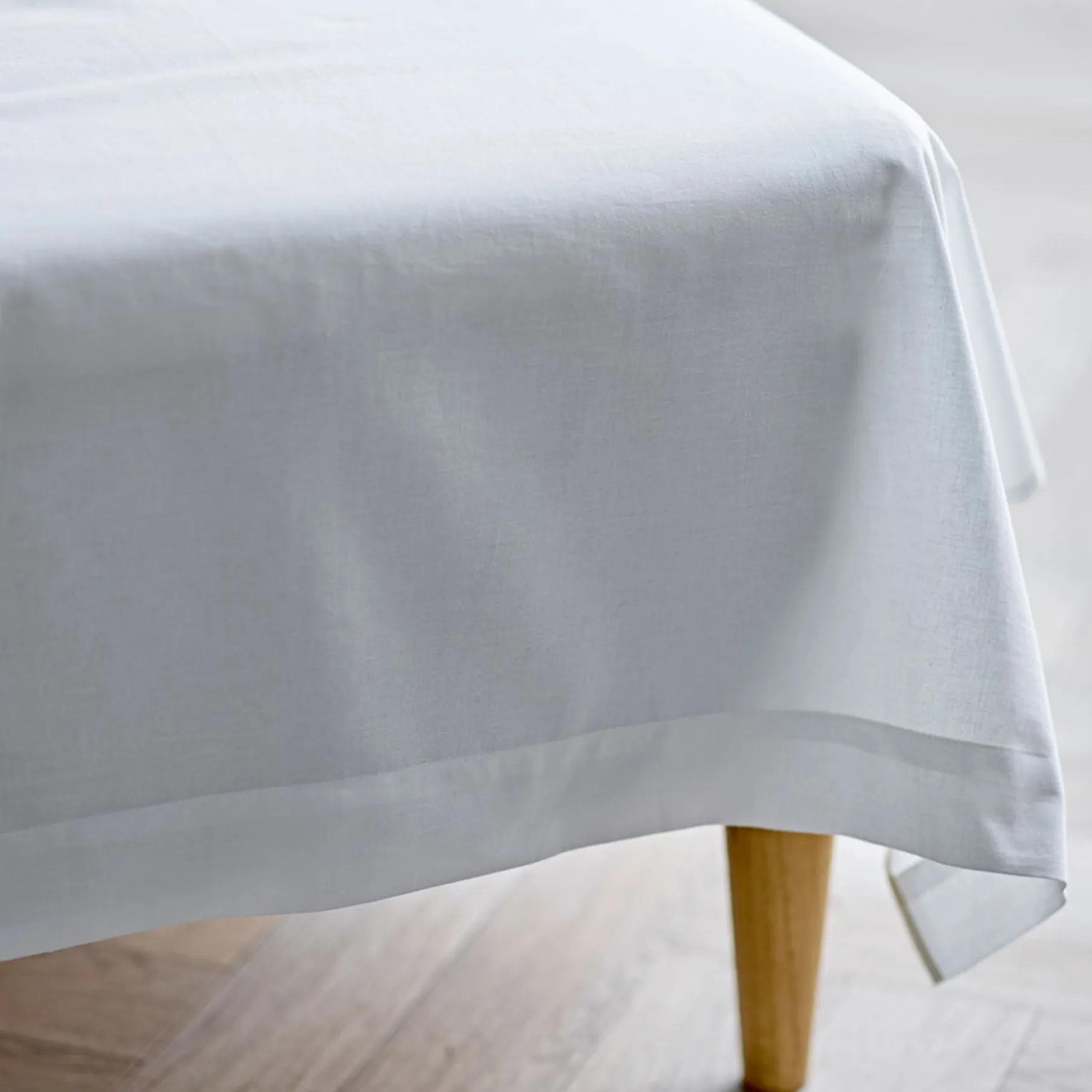 Calm fladt lagen 150x250 cm white