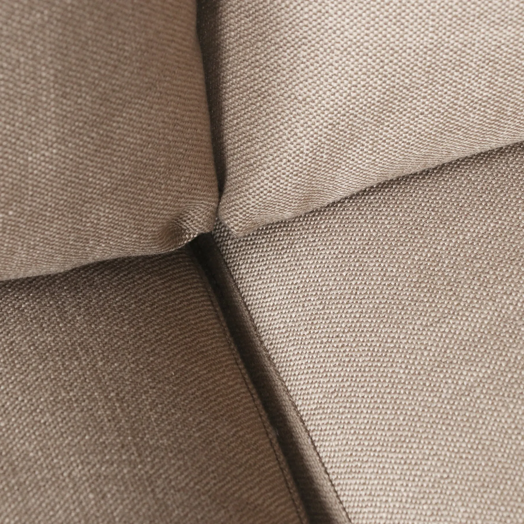 Capella II 3 pers. sofa på ben