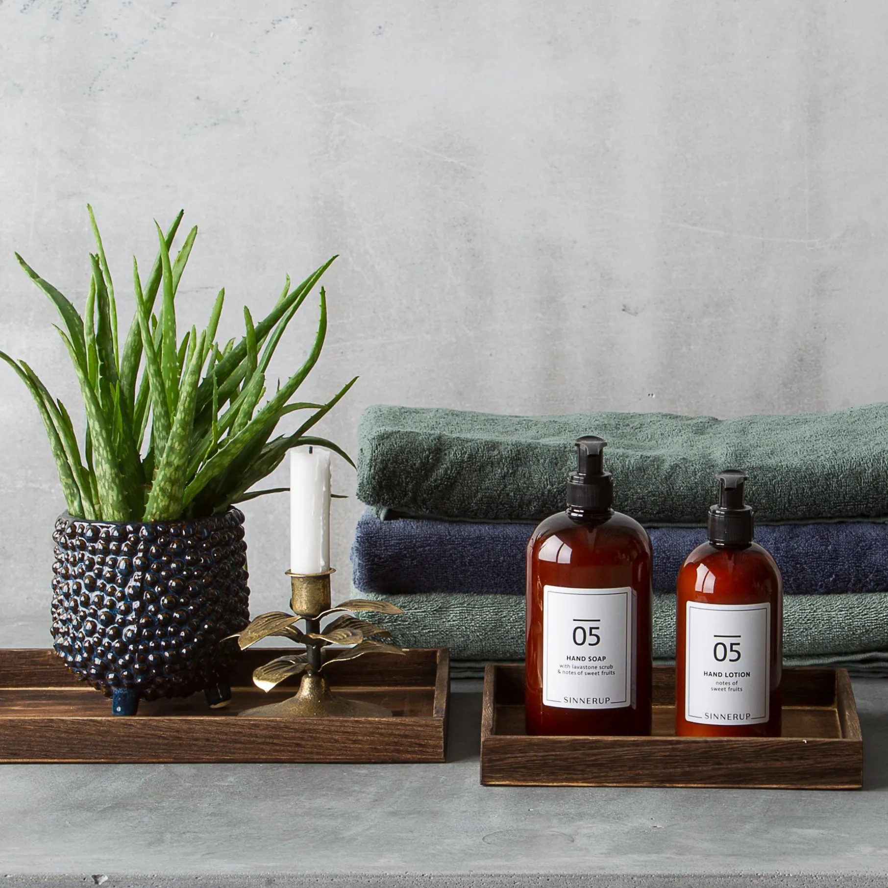 Dekorationsbakke i træ