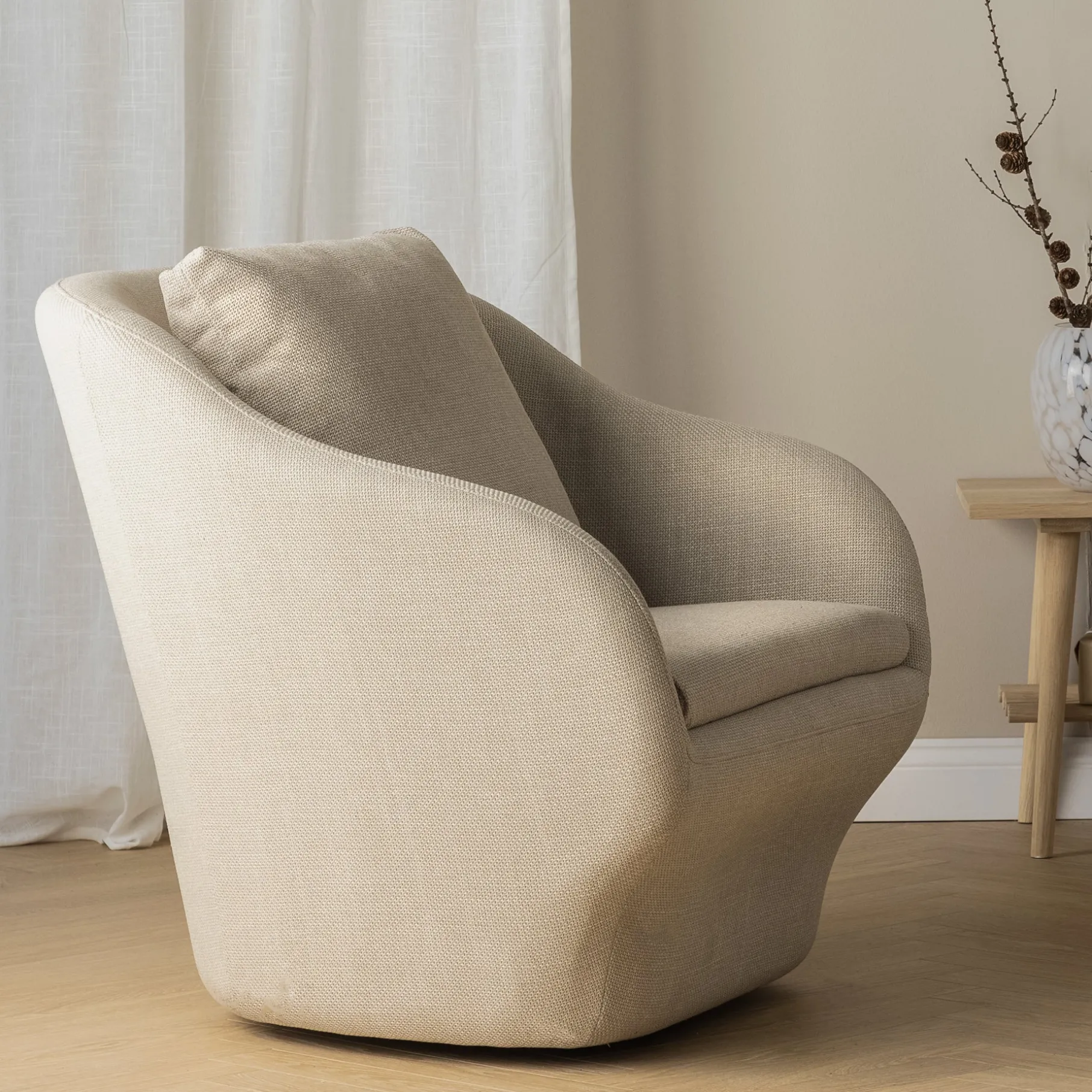 Embrace wide loungestol