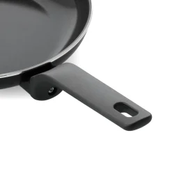 Essence stegepande Ø28 cm