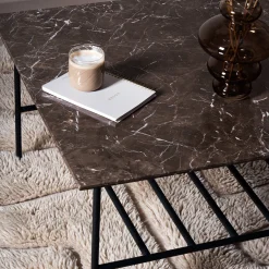 Lines II sofabord i marmor 80x80 cm
