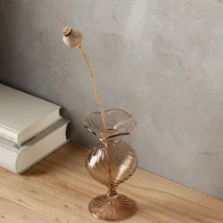 Lotus II vase H15 cm