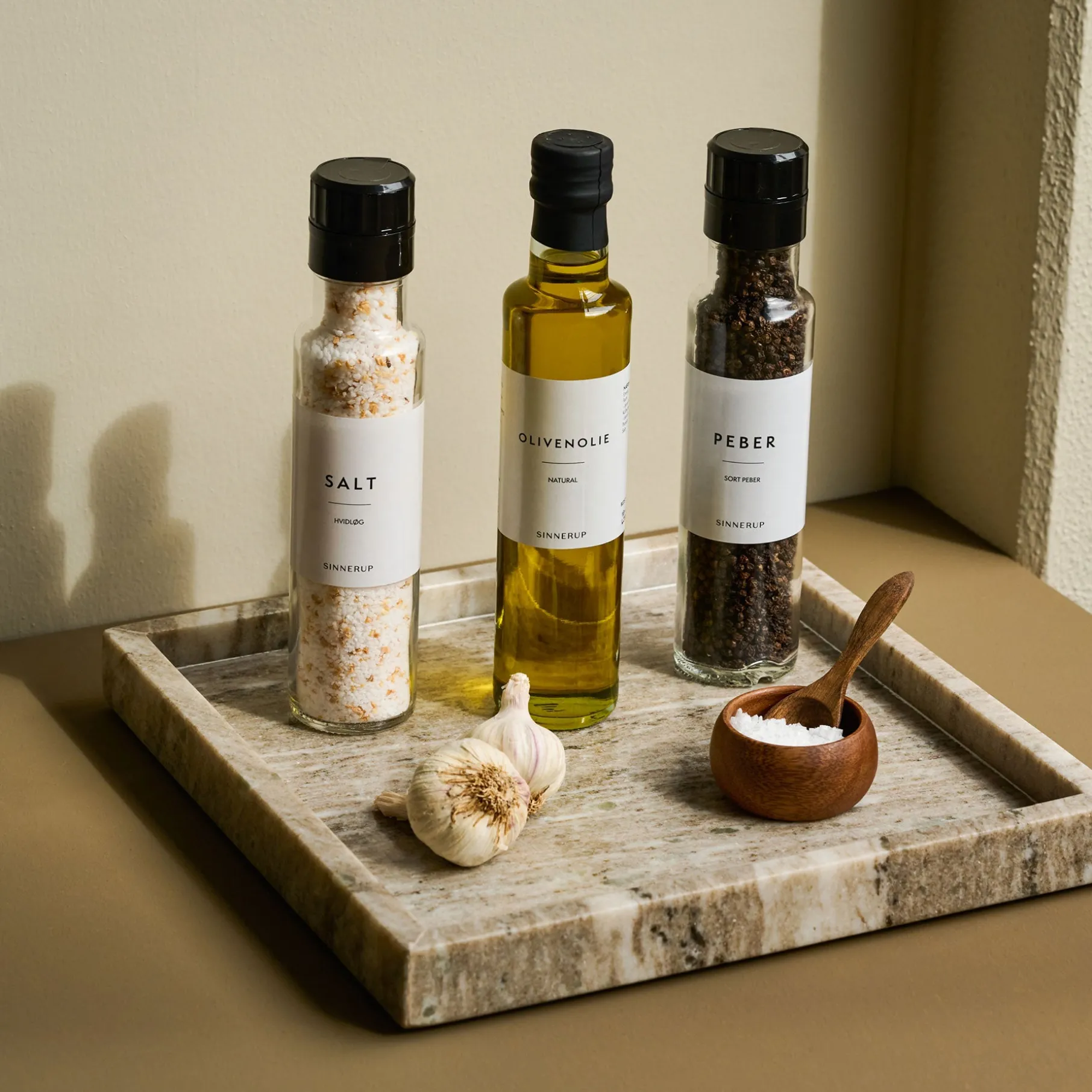 Marble Firkantet Bakke