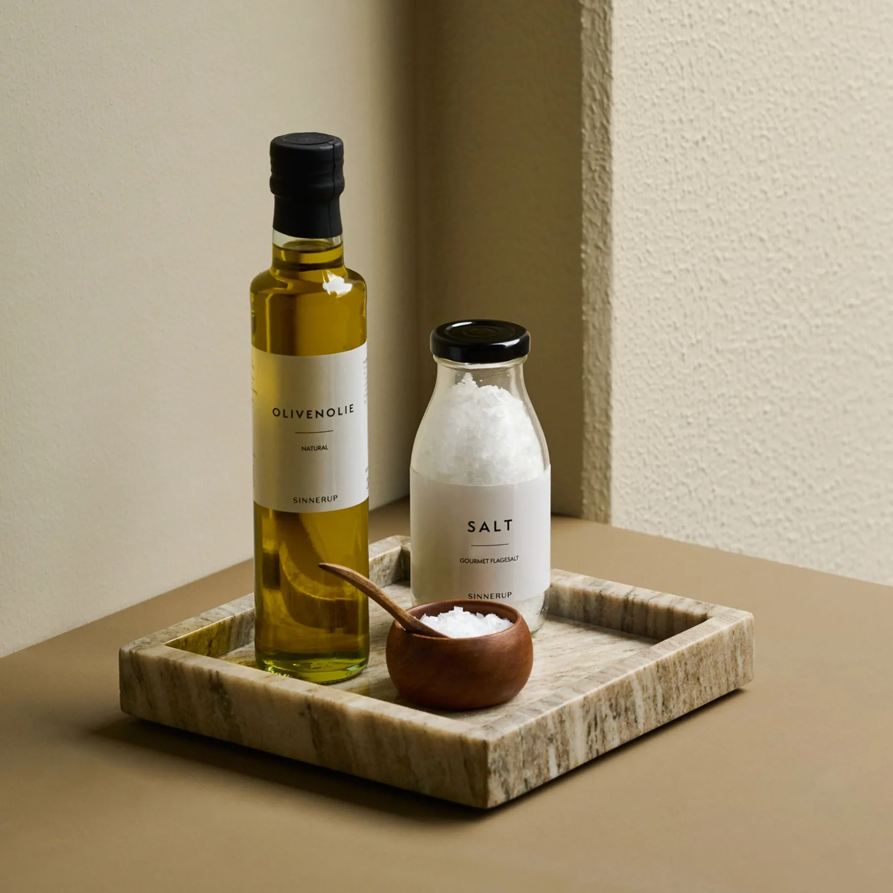 Marble Firkantet Bakke