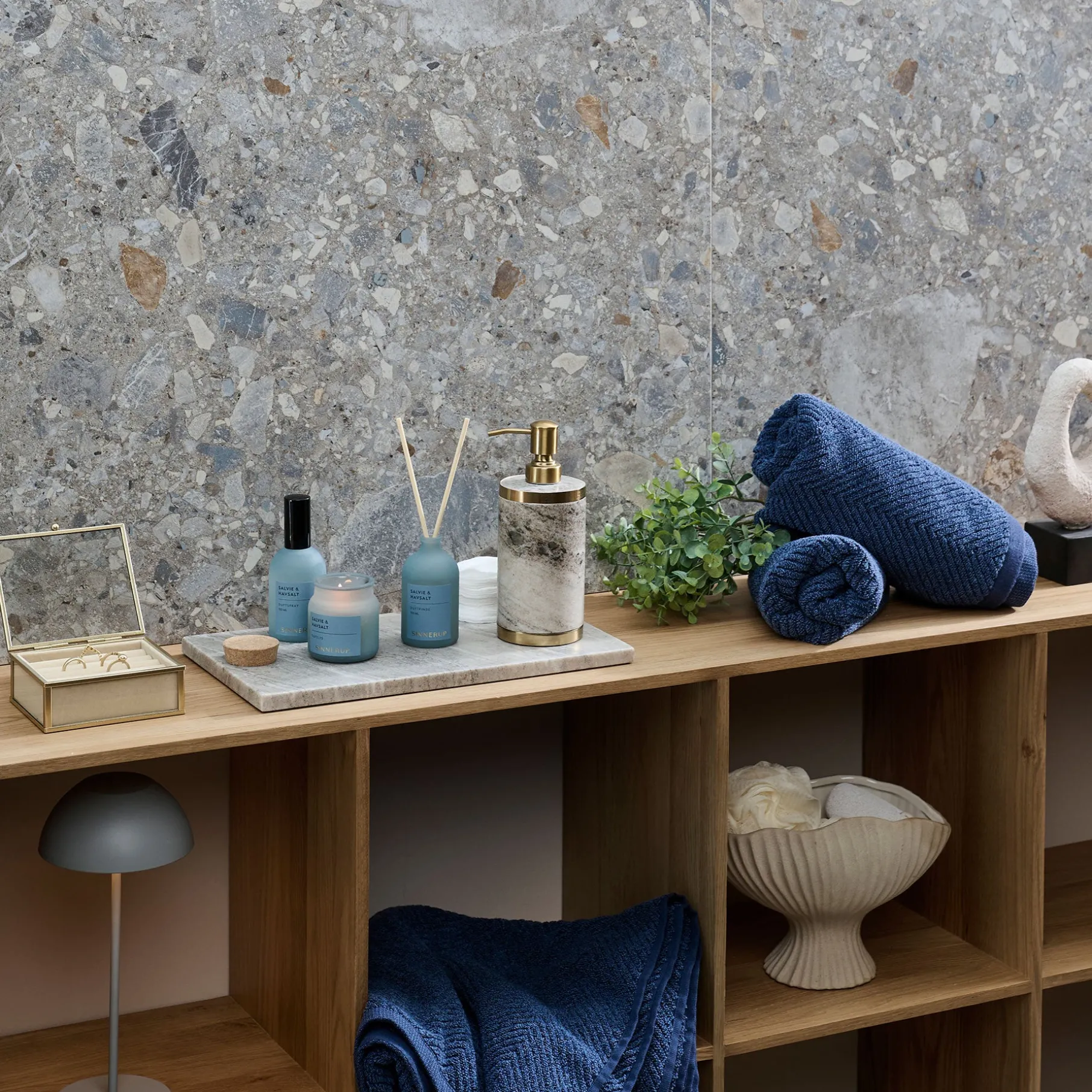 Marble sæbedispenser