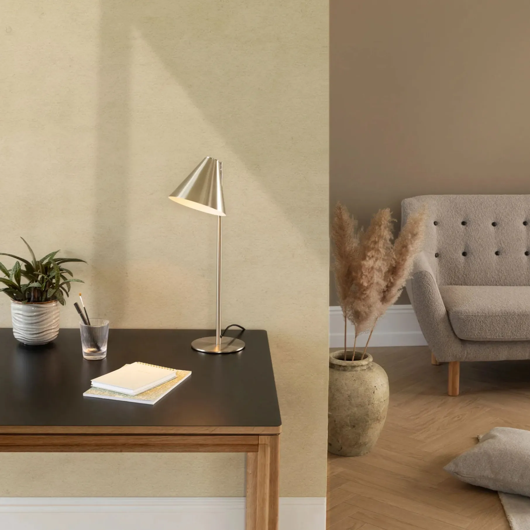 New Carver spisebord/skrivebord