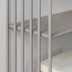 Nohr vægreol m. forskudte rum