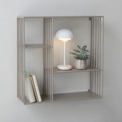 Nohr vægreol m. forskudte rum