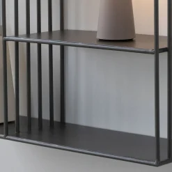 Nohr vægreol m. forskudte rum