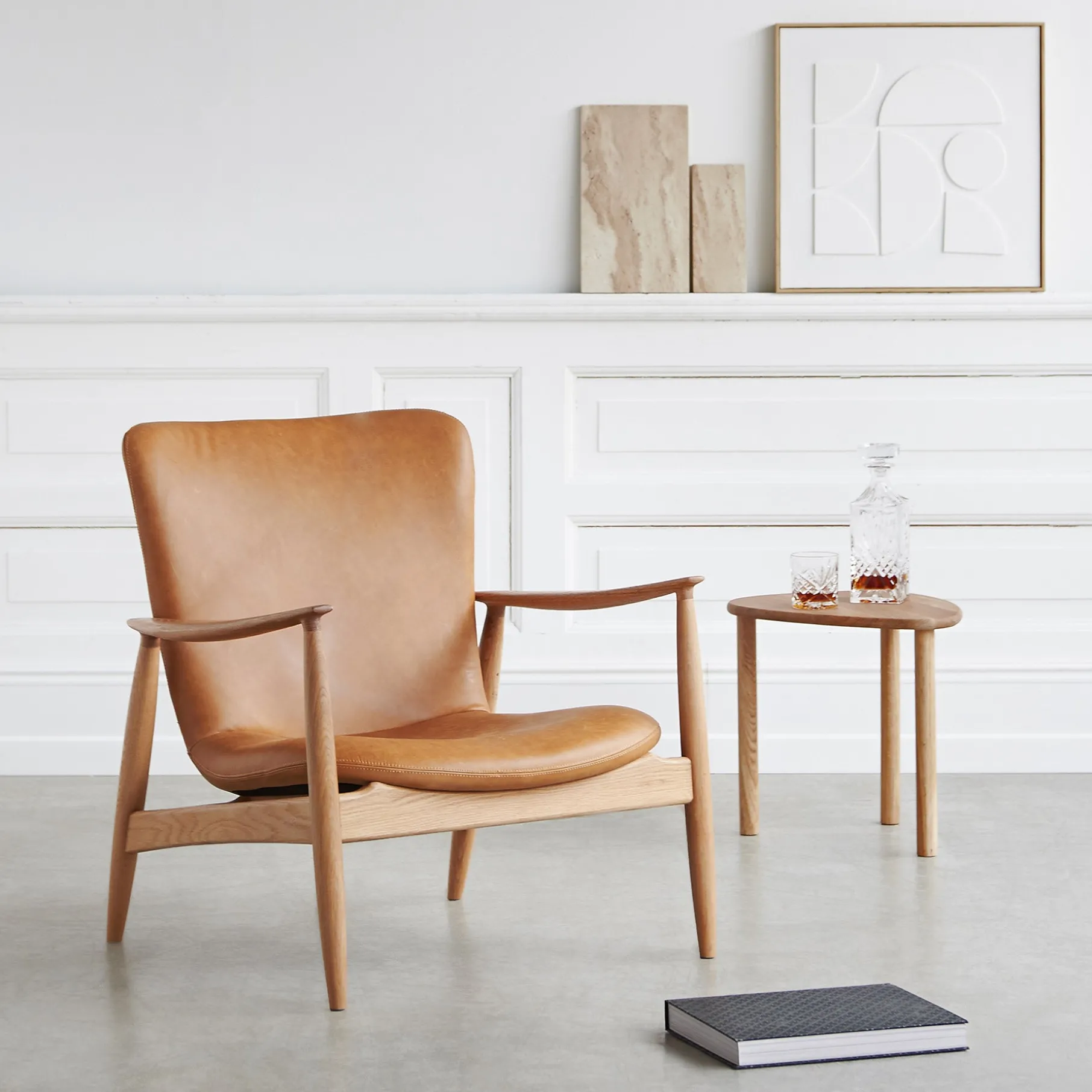 Pebble sidebord H40 cm, FSC-certificeret egetræ