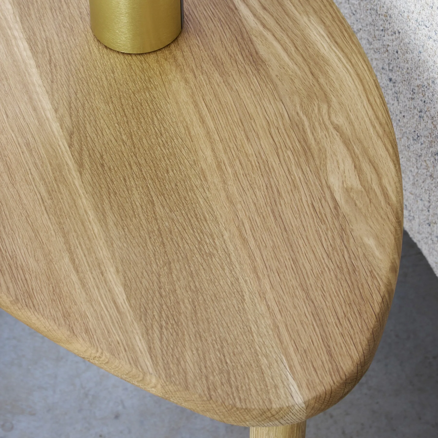 Pebble sidebord H40 cm, FSC-certificeret egetræ