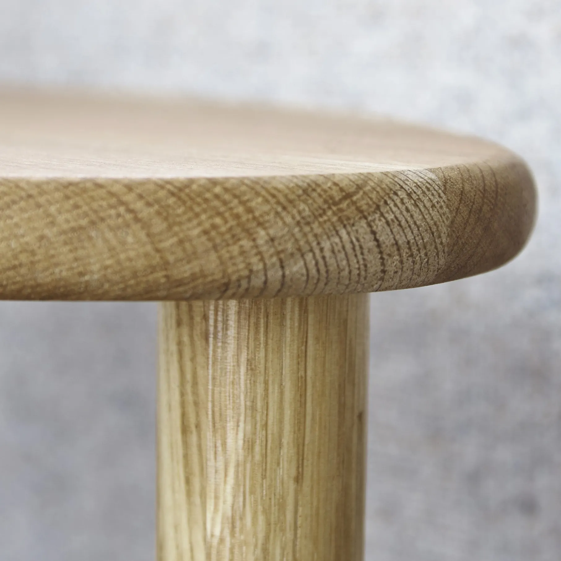 Pebble sidebord H40 cm, FSC-certificeret egetræ