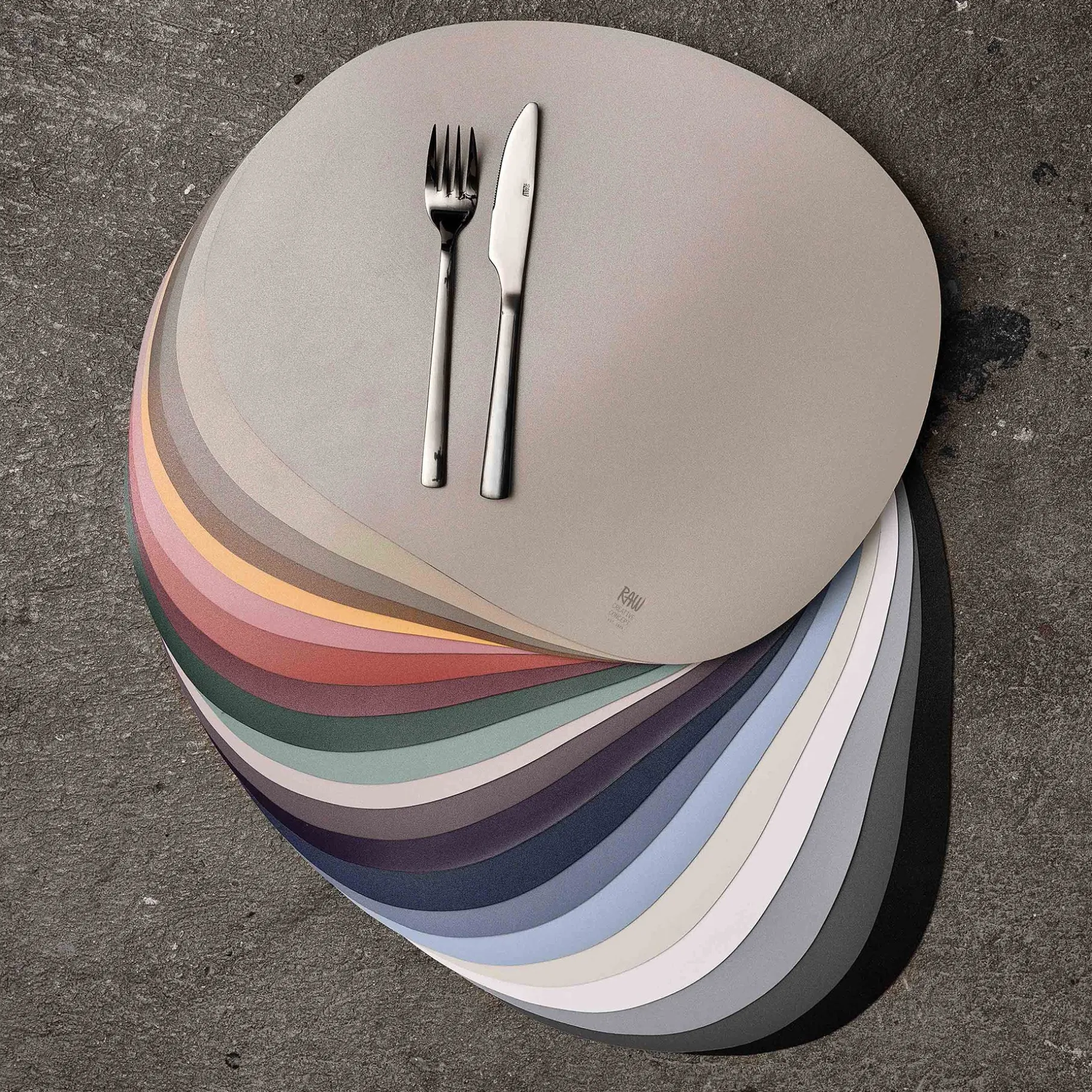 RAW dækkeserviet soft surface dark blue