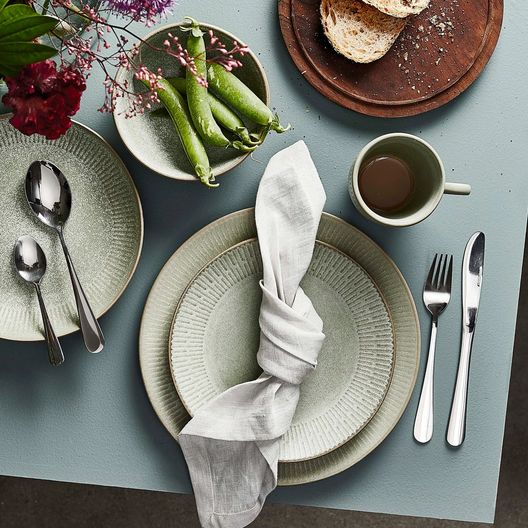 Relief middagstallerken Ø27 cm stentøj grøn