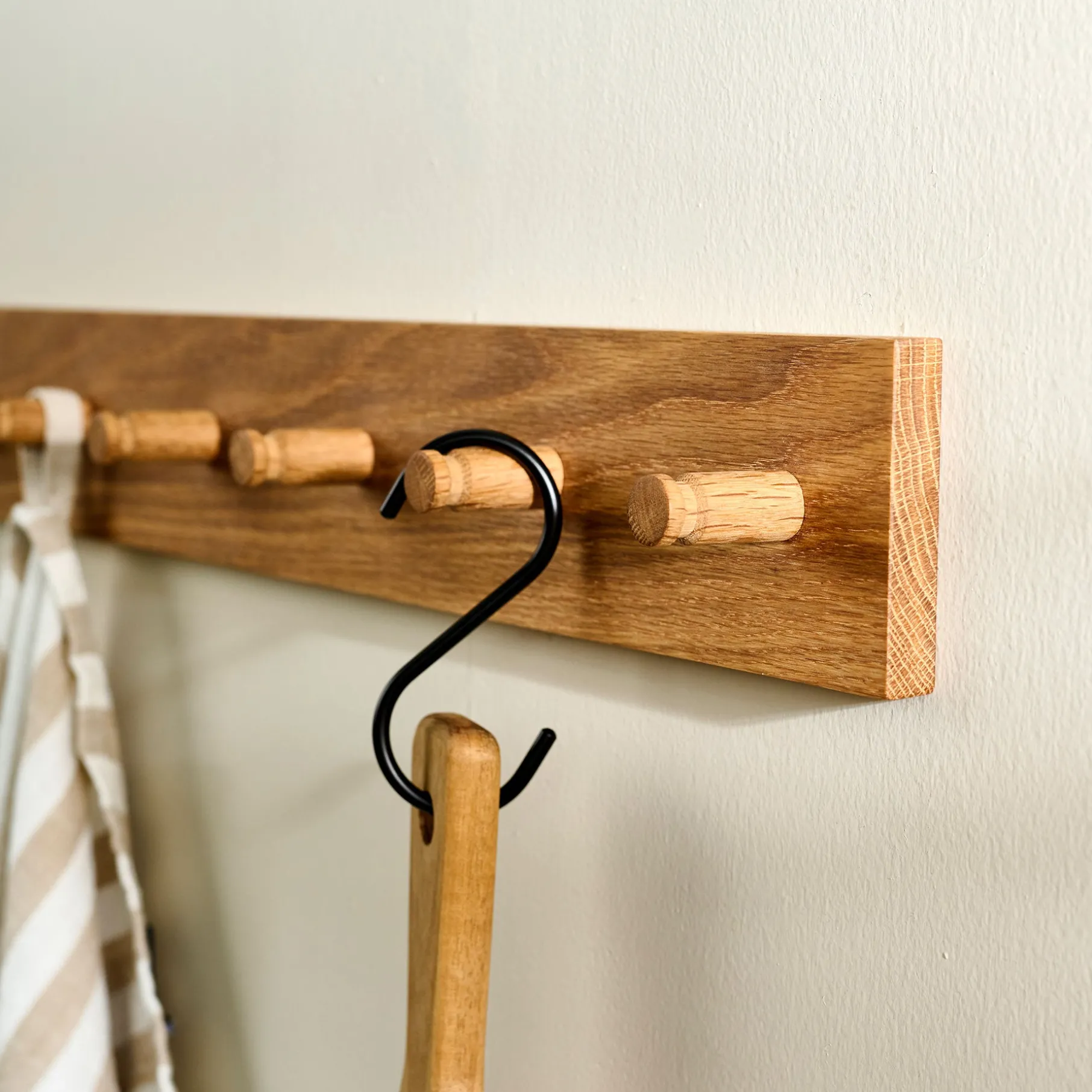 Samsø Vintage knagerække i FSC certificeret egetræ, L60 cm