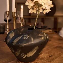 Sculpted bred vase Ø27 cm