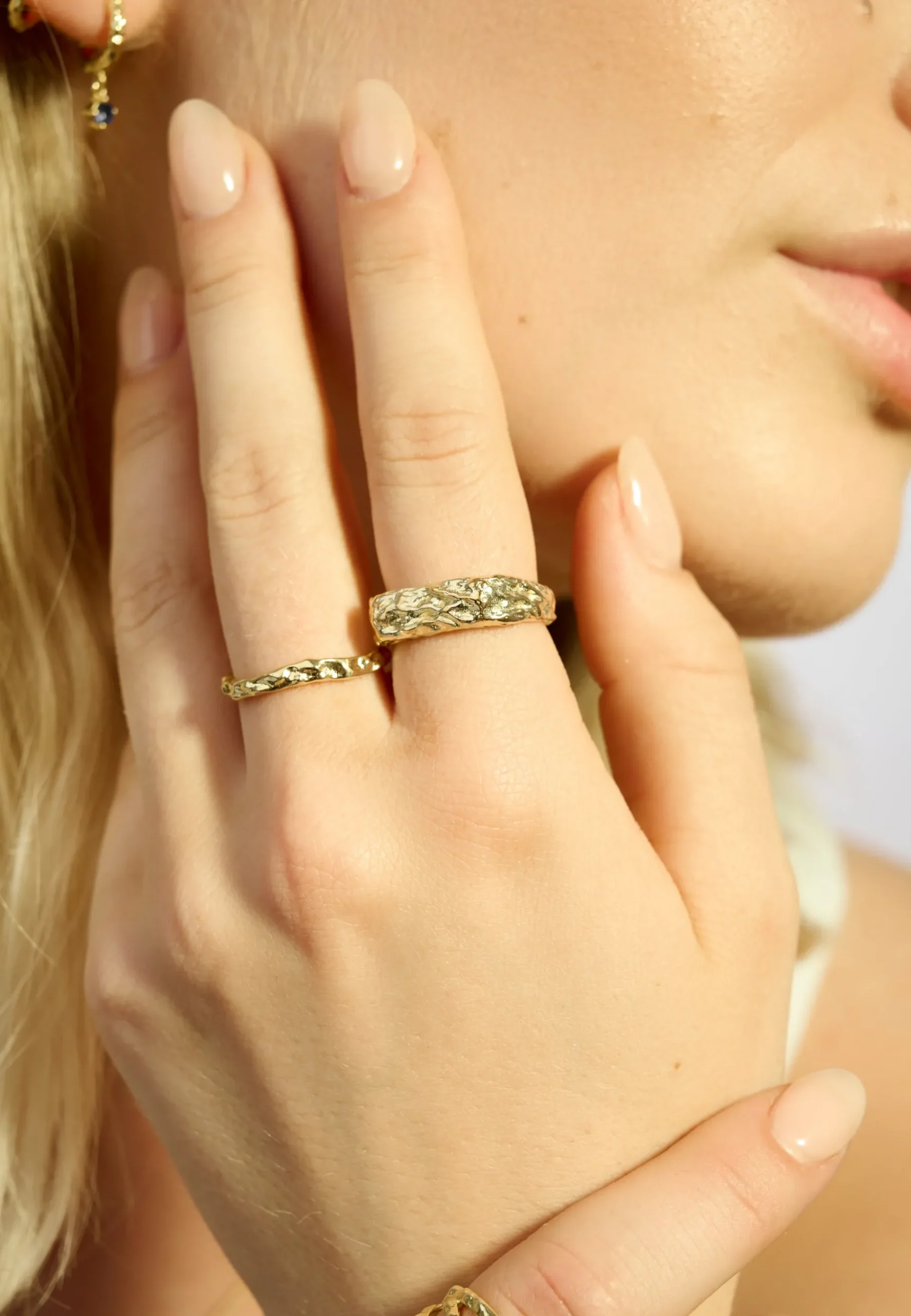 SRBlurry Ring Single