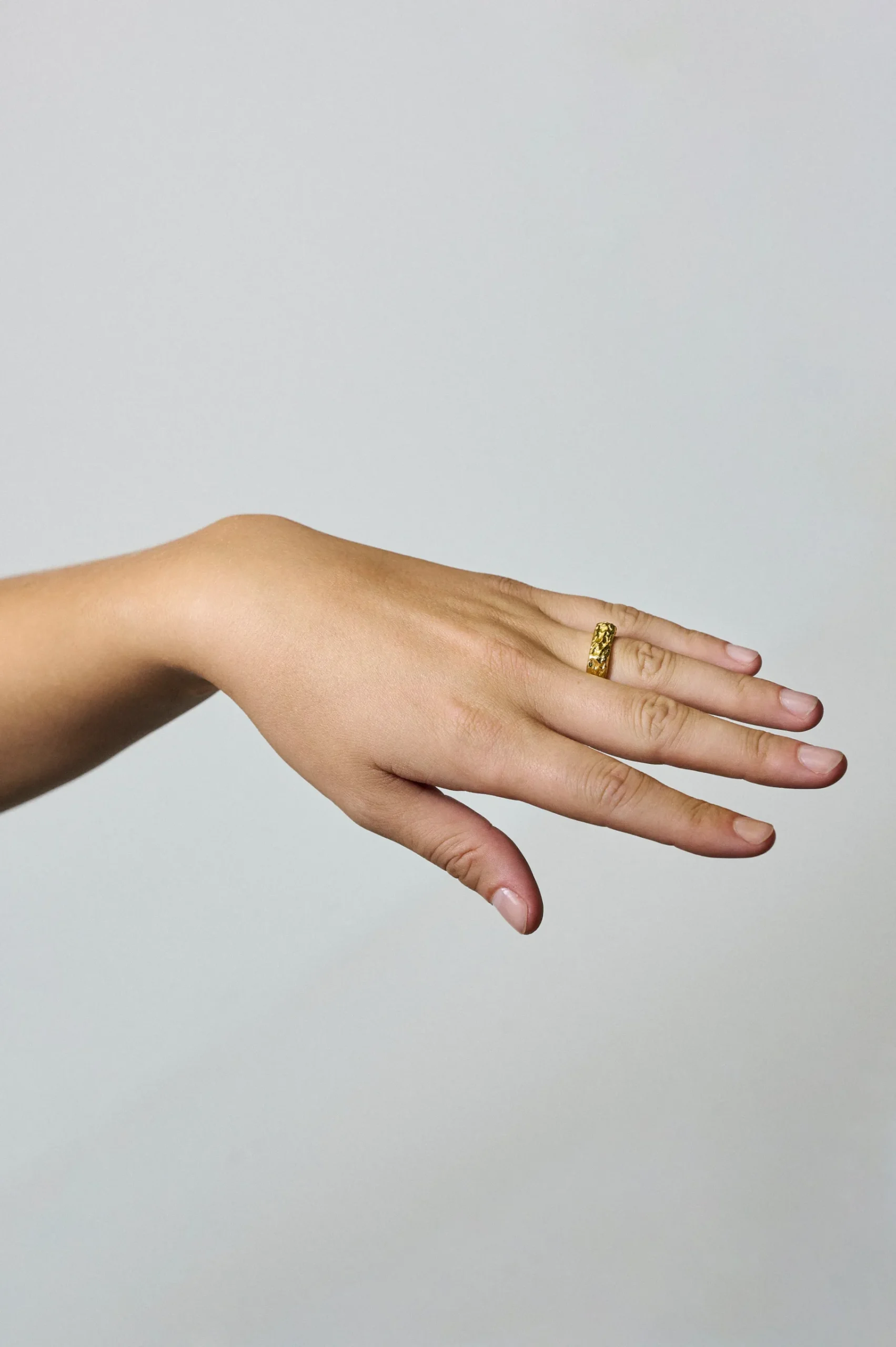 SRBlurry Signet Ring