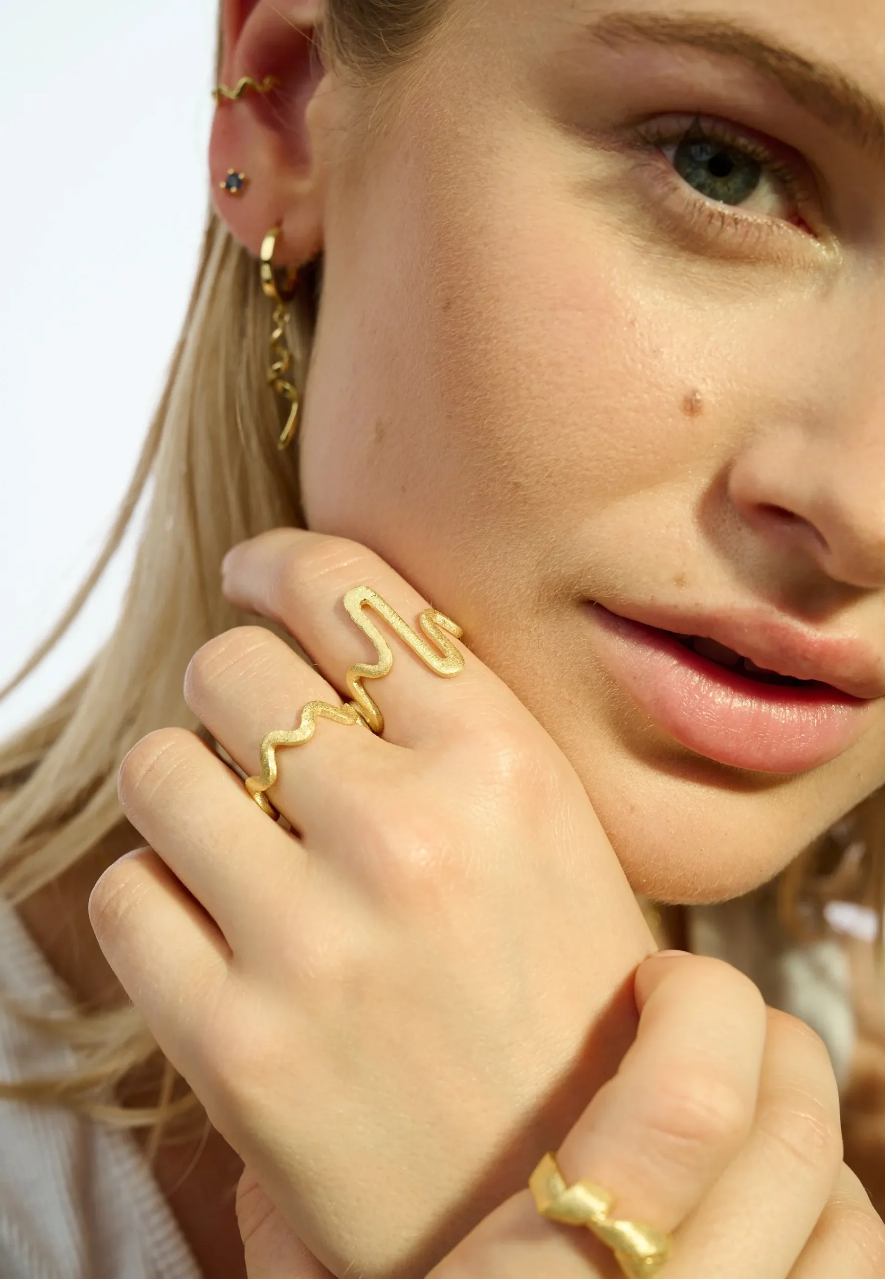 SRSo Wavy ring børstet