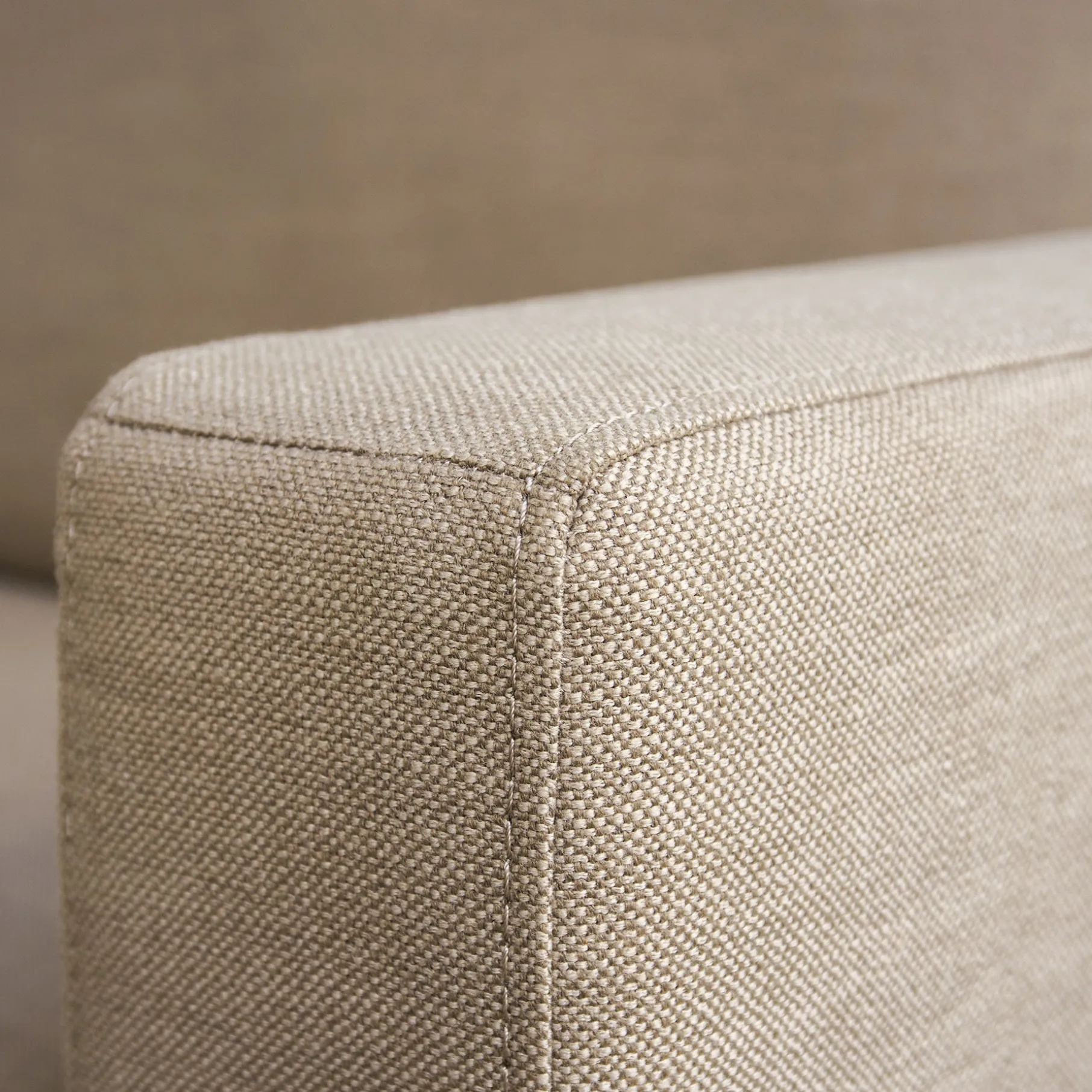 Stapleton II 3 pers. sofa - m. metalben