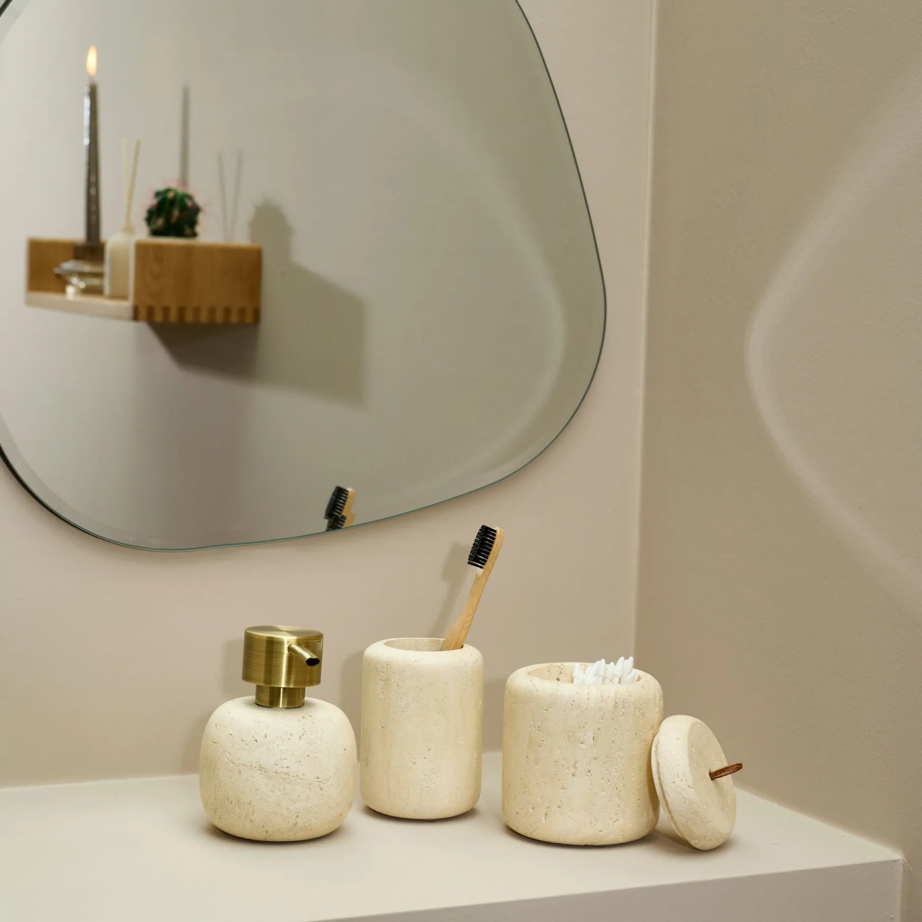 Travertin II Tandbørstekrus