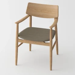 Vedersø spisebordsstol m. armlæn - Stof