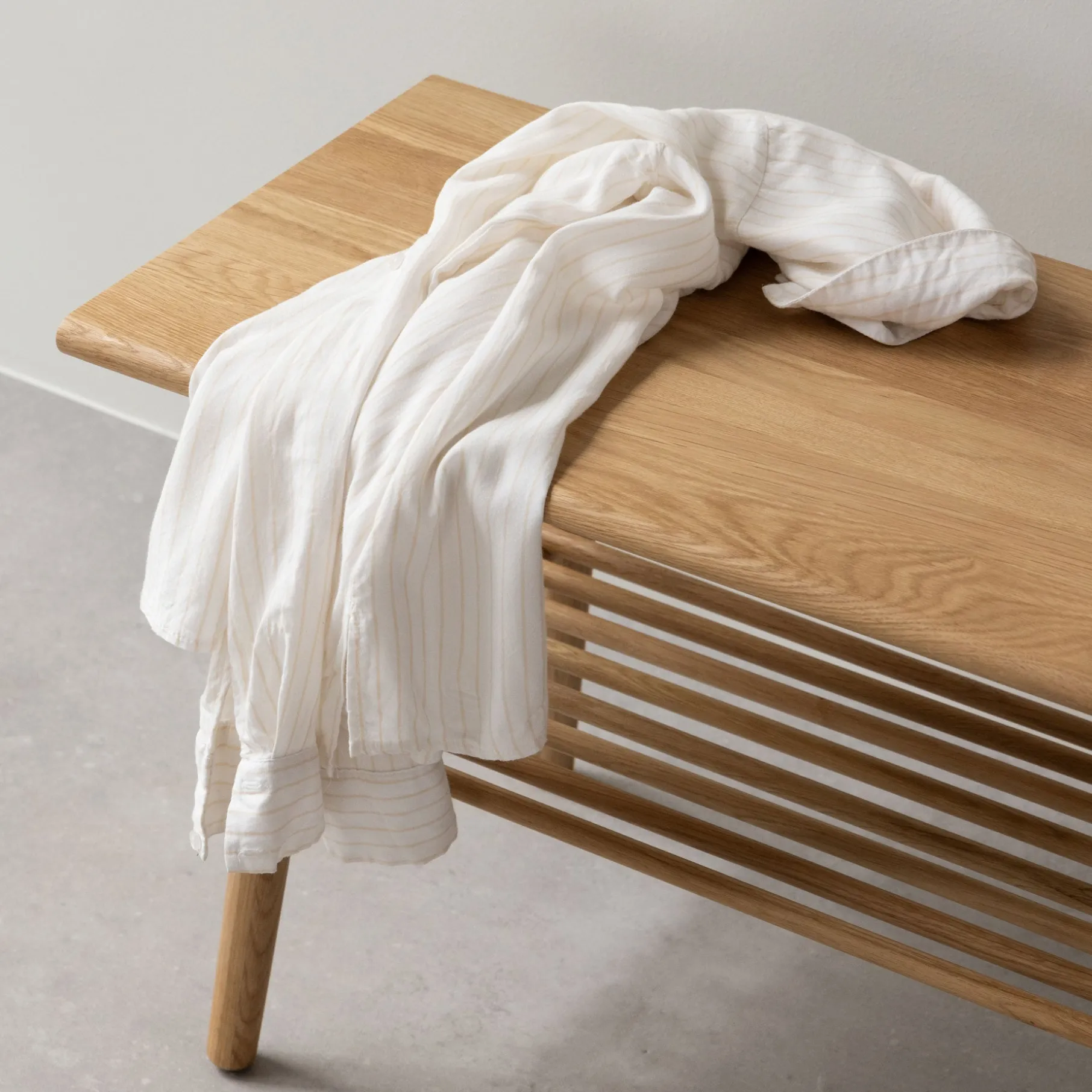 Wood II bænk FSC certificeret egetræ