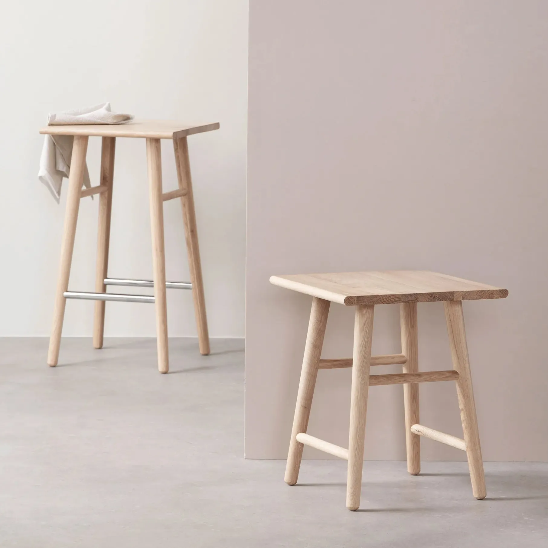 Wood II køkkenstol-hvidpigment FSC certificeret egetræ