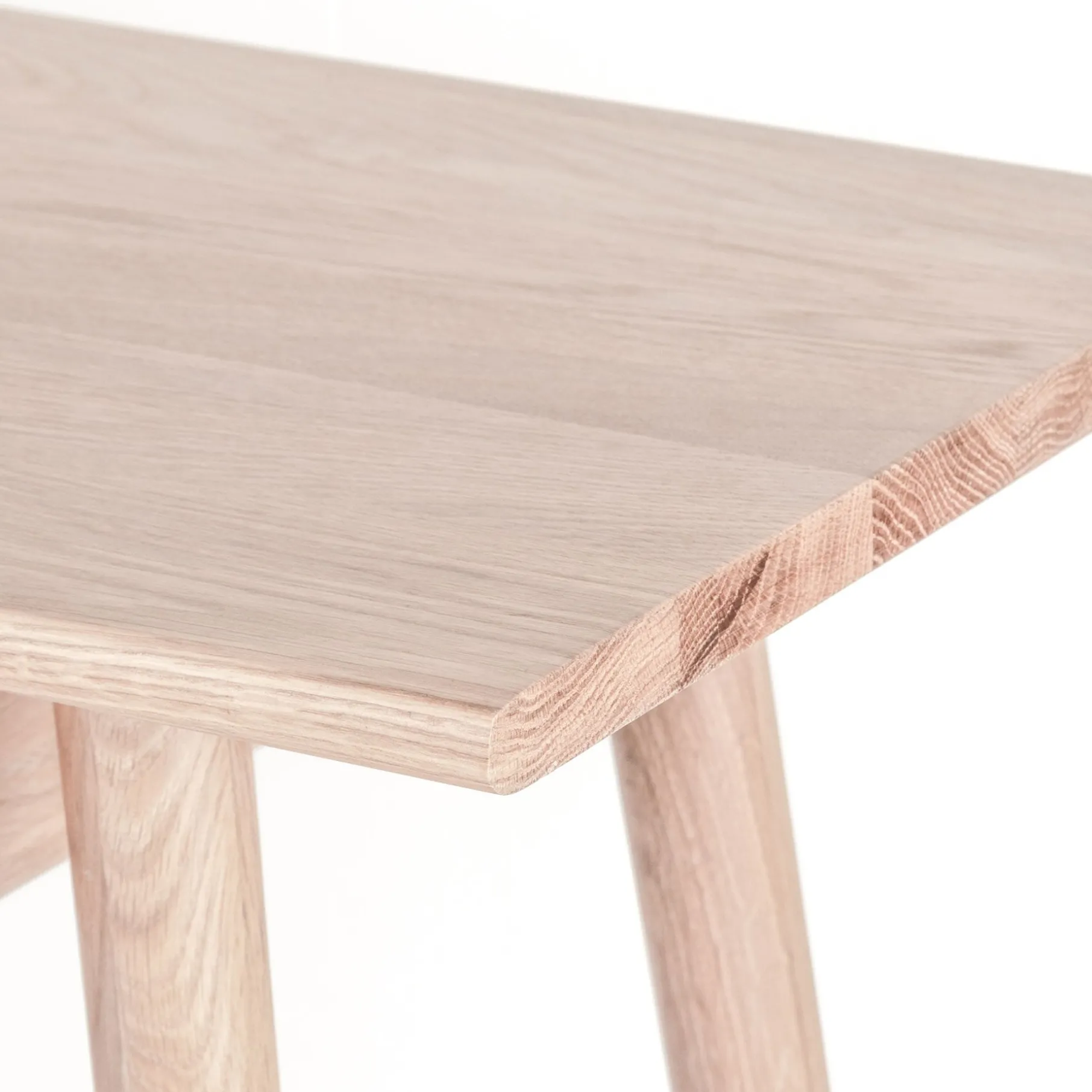 Wood II konsolbord FSC certificeret egetræ - hvidpigmenteret